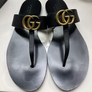 Gucci flip flop